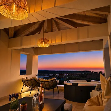 Lumia Villa *