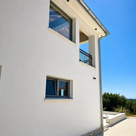Villa Lumia Banjol